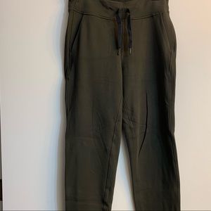 Lululemon Ready to Rulu Pant - NWOT